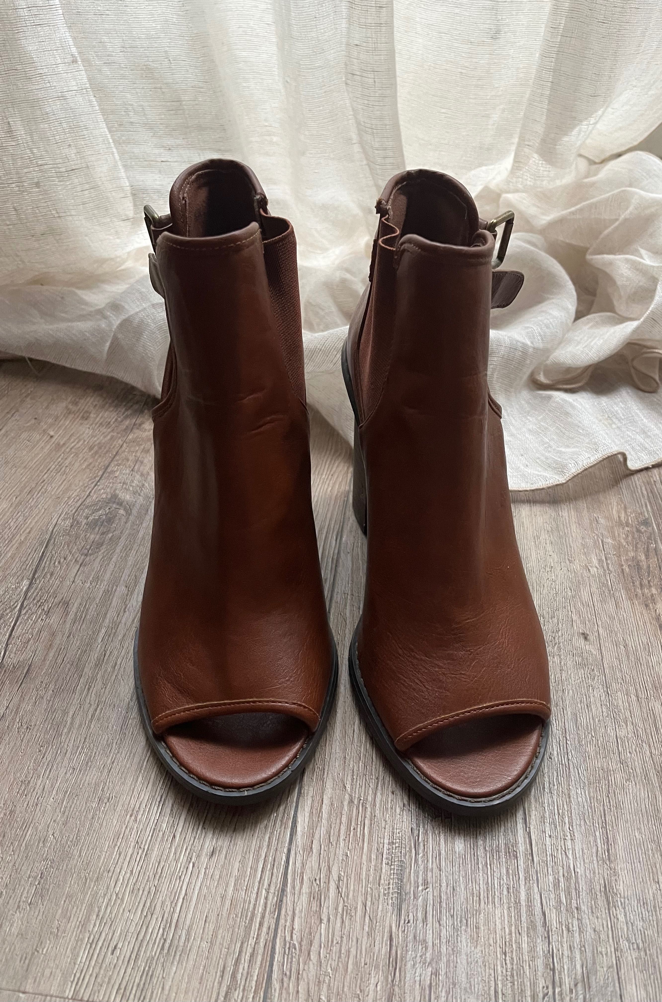 Forever 21 Brązowe Botki r. 39