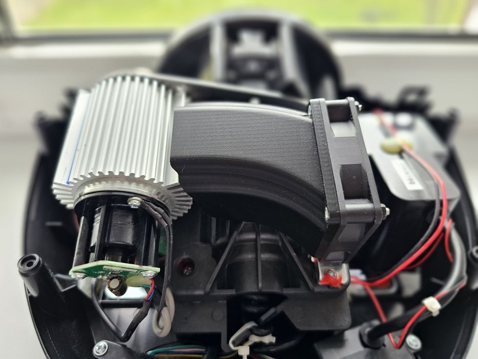 Baza Thrustmaster T300 RS GT + adapter quick release 6x70mm + karton