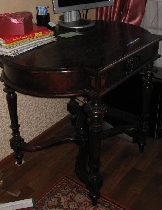 Столик старинный 18-19век СОХРАННОСТЬ!!! ОРИГИНАЛ