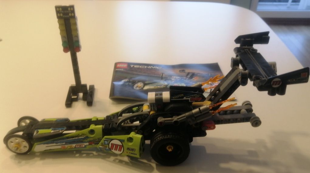 Lego technic 42103 dragster