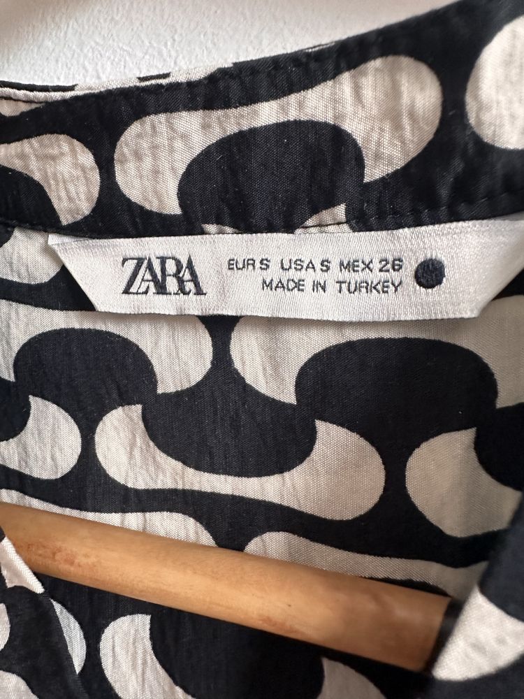 Сукня  Zara