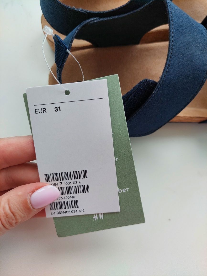 Продам босоножки h&m  на хлопчика