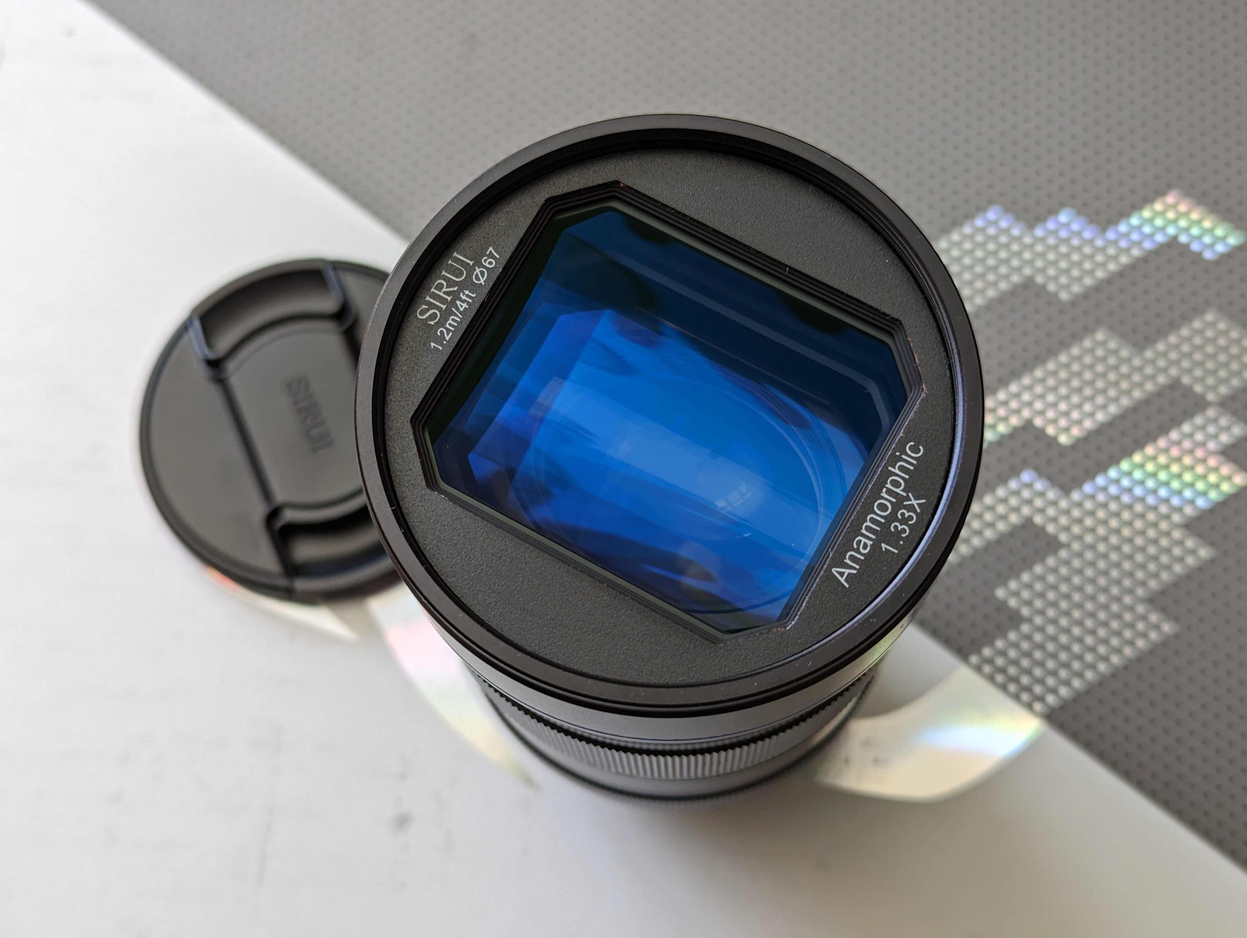 Об'єктив Sirui 75mm f/1.8 1.33 x Anamorphic M4/3-mount аноморфний