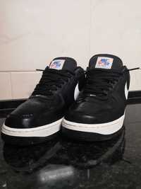 Nike Air Force 1 Low cor preto e branco tamanho 42