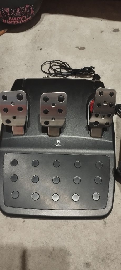 Kierownica Logitech g27