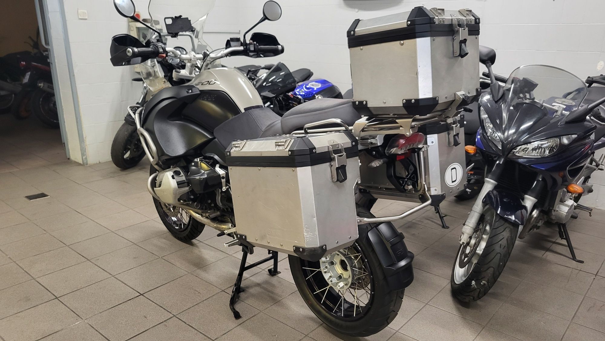 BMW R 1200 GS ADV Bezwypadkowy Niemcy Ksiązki Dostawa pod dom