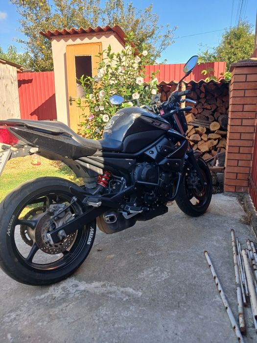 Мотоцикл Yamaha XJ6