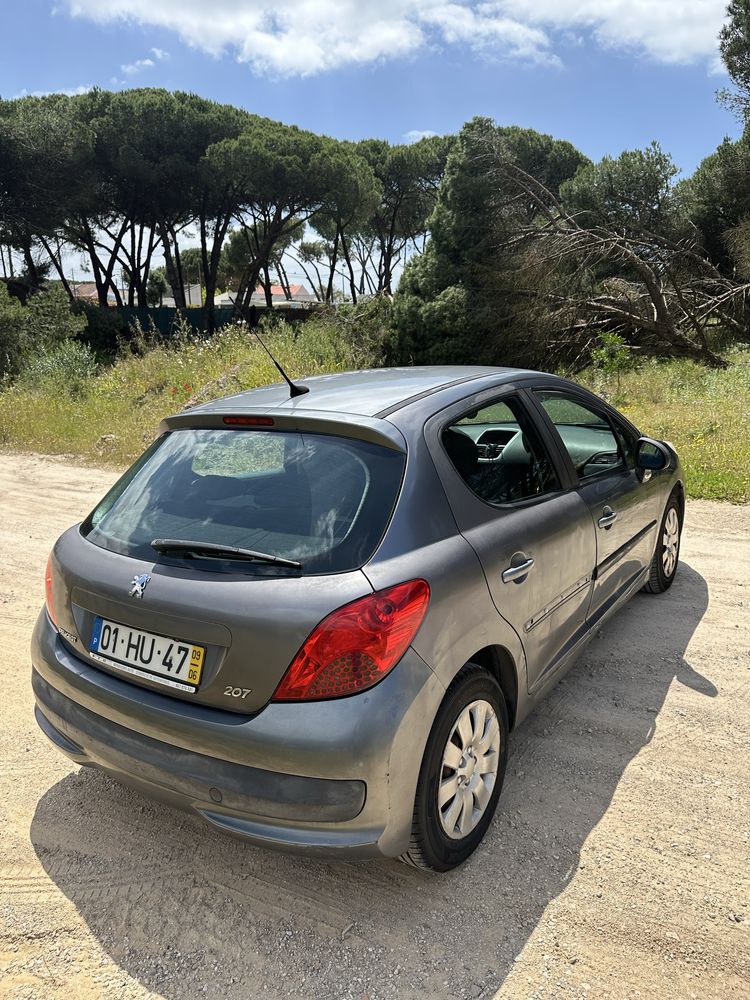 Peugeot 207 1.4d 70cv