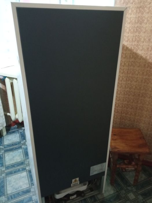 Холодильник ЕЛЕНБЕРГ ,б/у