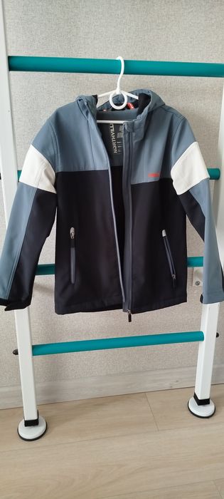 Куртка на флісі softshell