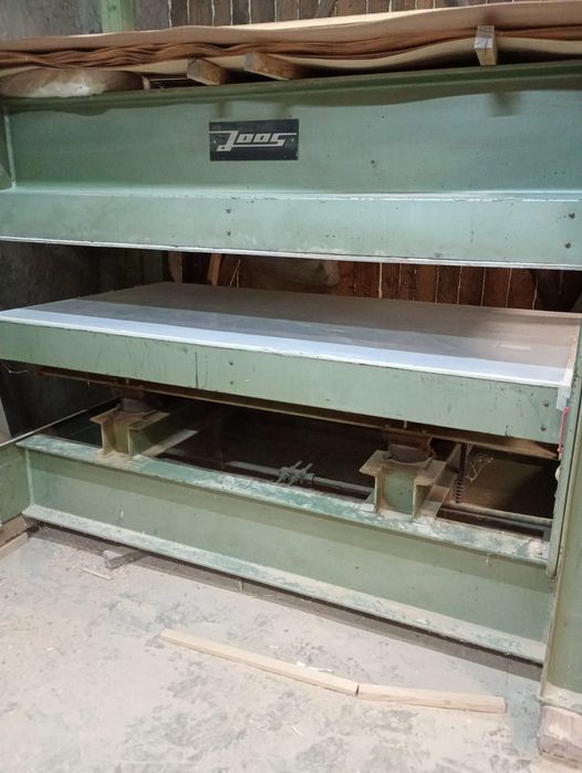 Sprzedam prasę półkową hydrauliczną