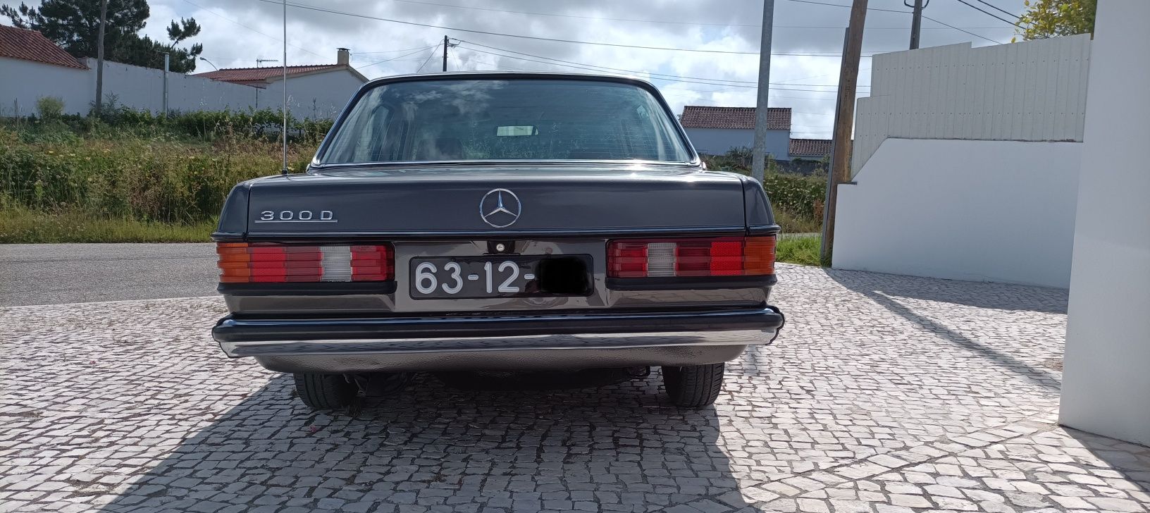 Mercedes Benz W123 300D