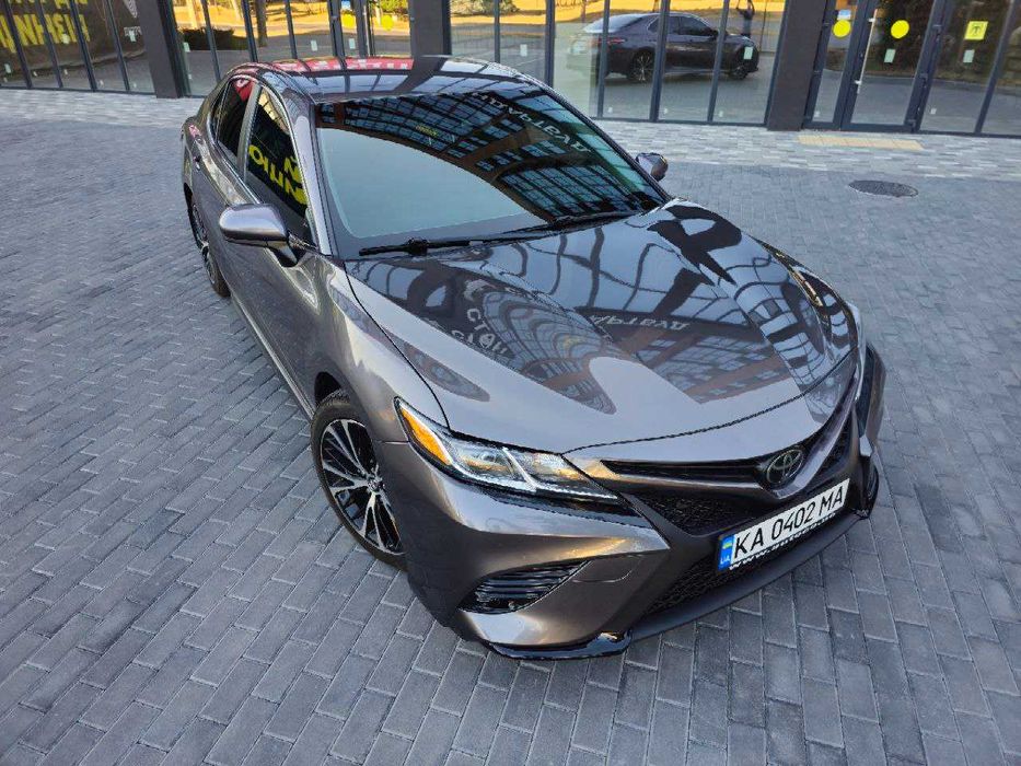 Toyota Camry 2018