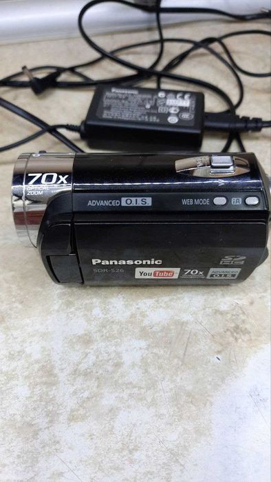 Відеокамера Panasonic SDR-S26