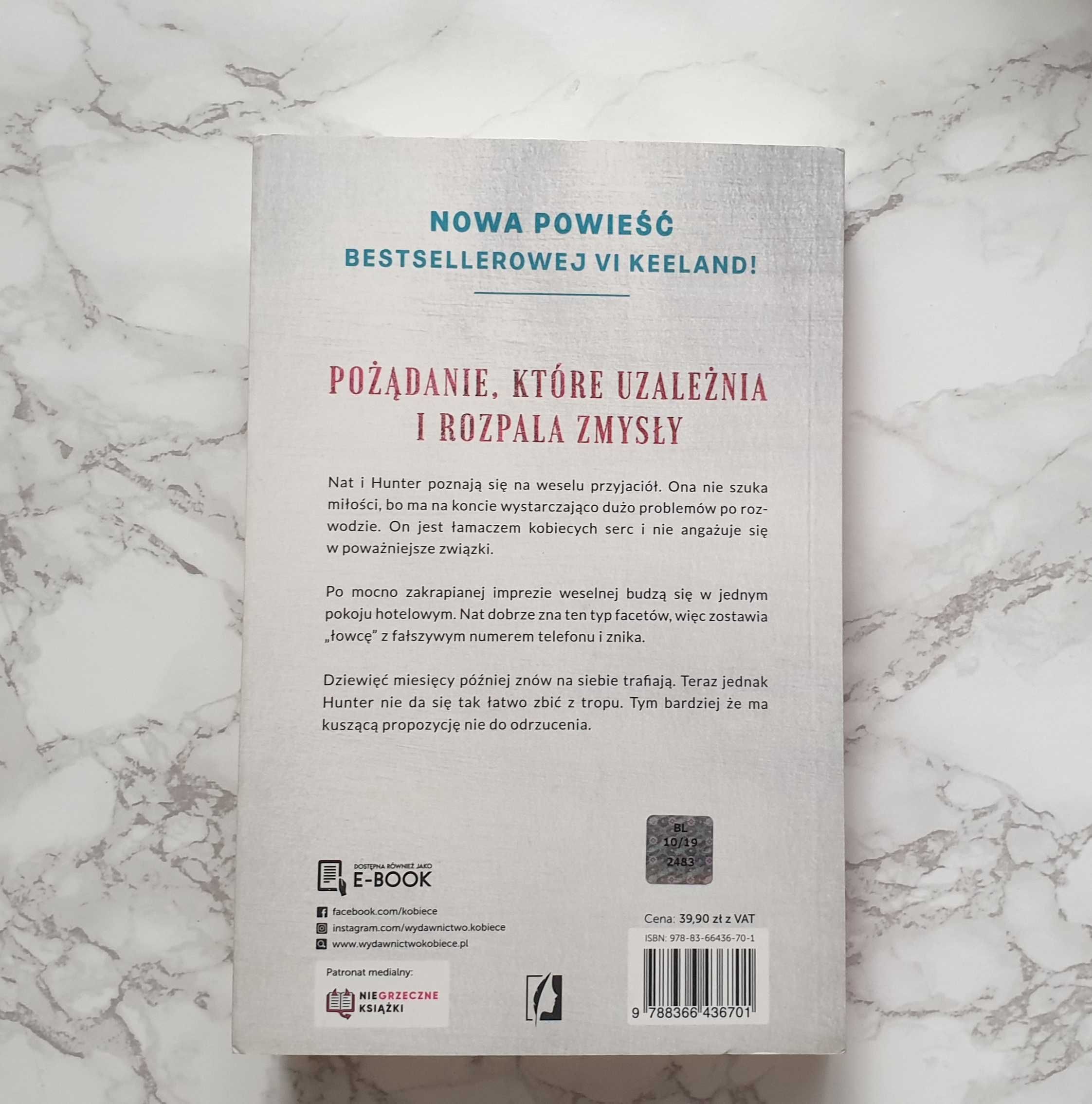 Książka "Seks, nie miłość" Vi Keeland. Romans.