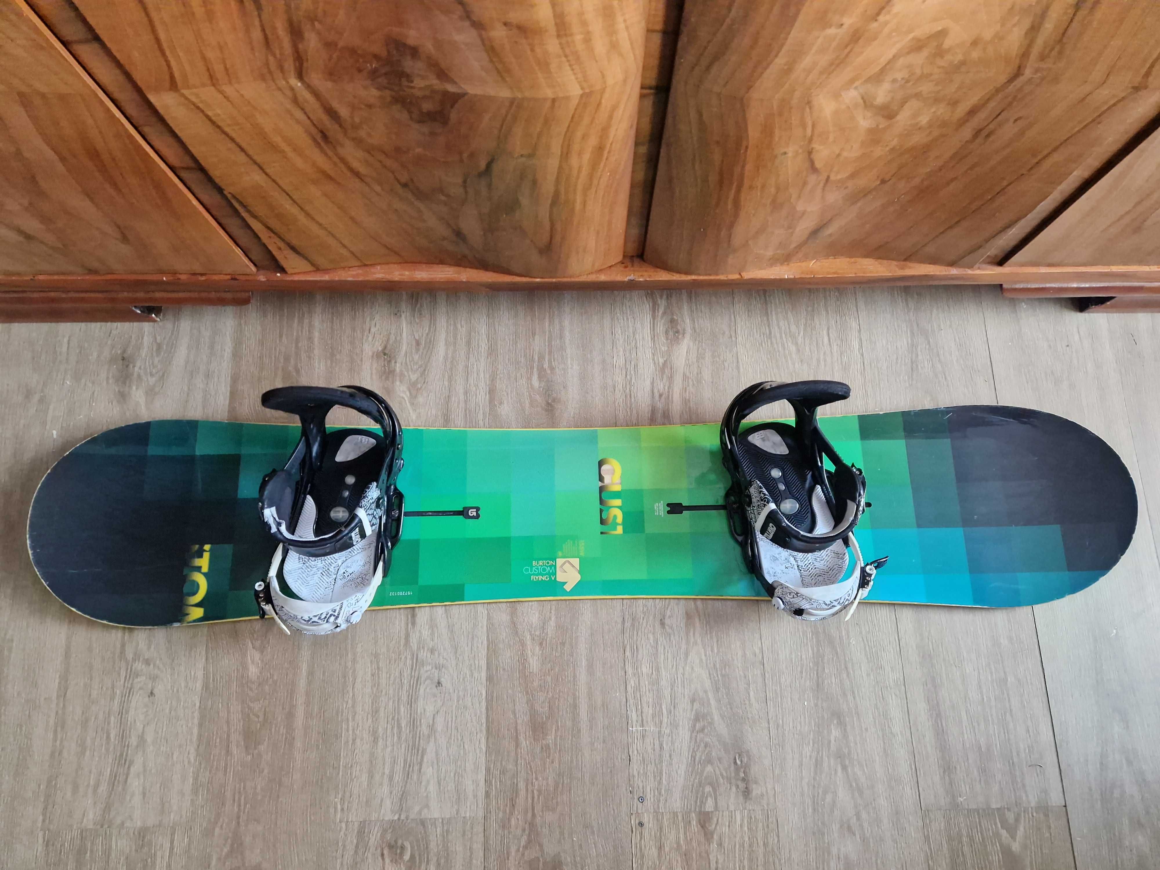 Snowboard Burton Custom Flying V 155W + wiąznia Cartel EST