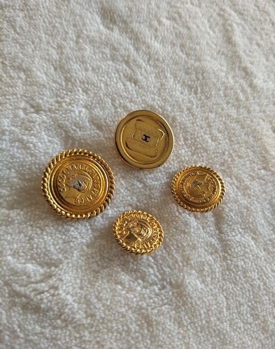 Vintage Chanel bijuterias