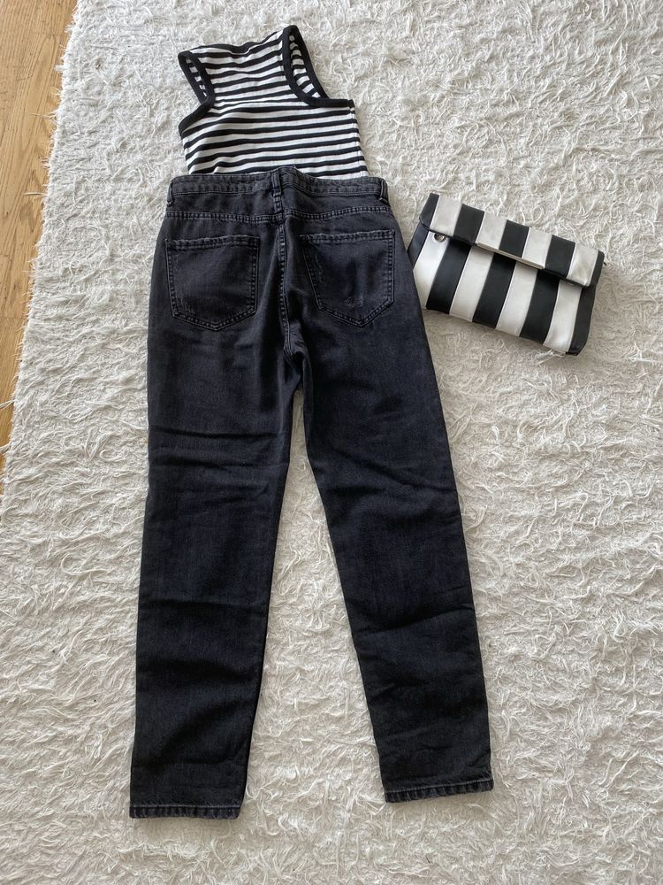 Jeansy czarne z ćwiekami MomFit Bershka S/M