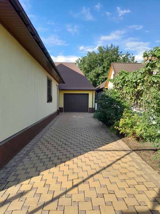 Продається будинок, вул. Грушевського 40, смт Любашівка Одеська обл