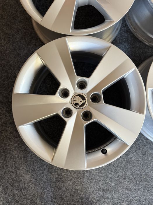 Диски R16 5/112 Skoda Octavia A7 A8 Superb Yeti VW Caddy Touran Passat