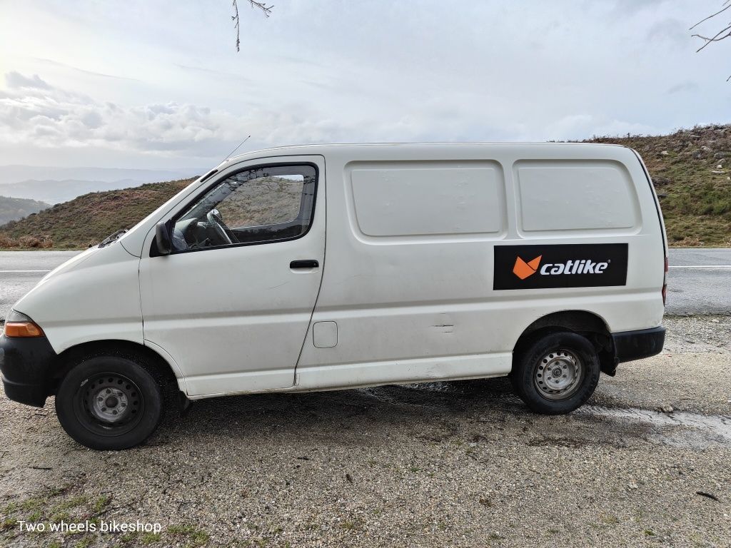 Toyota Hiace - 2001