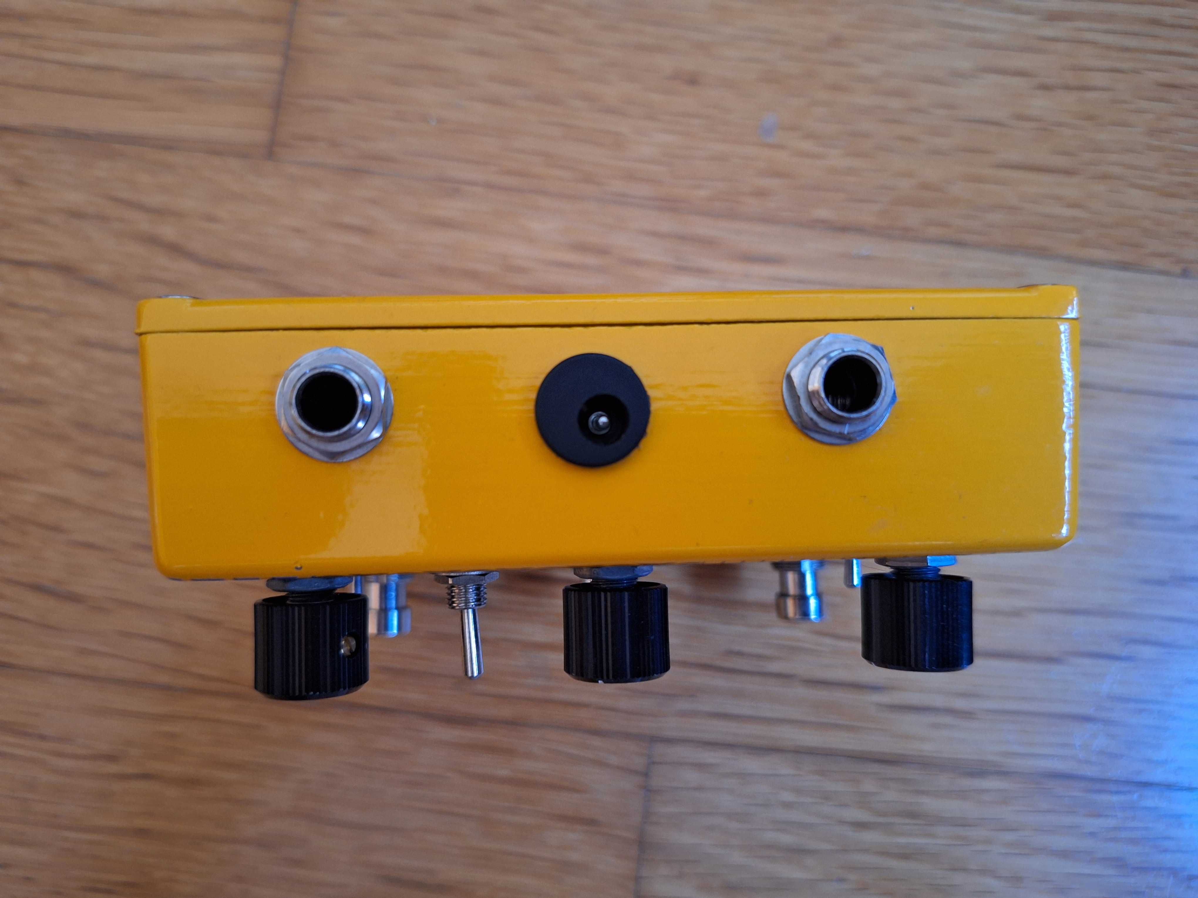 Pedal Fuzz - Deep Space Devices: Trigonaut