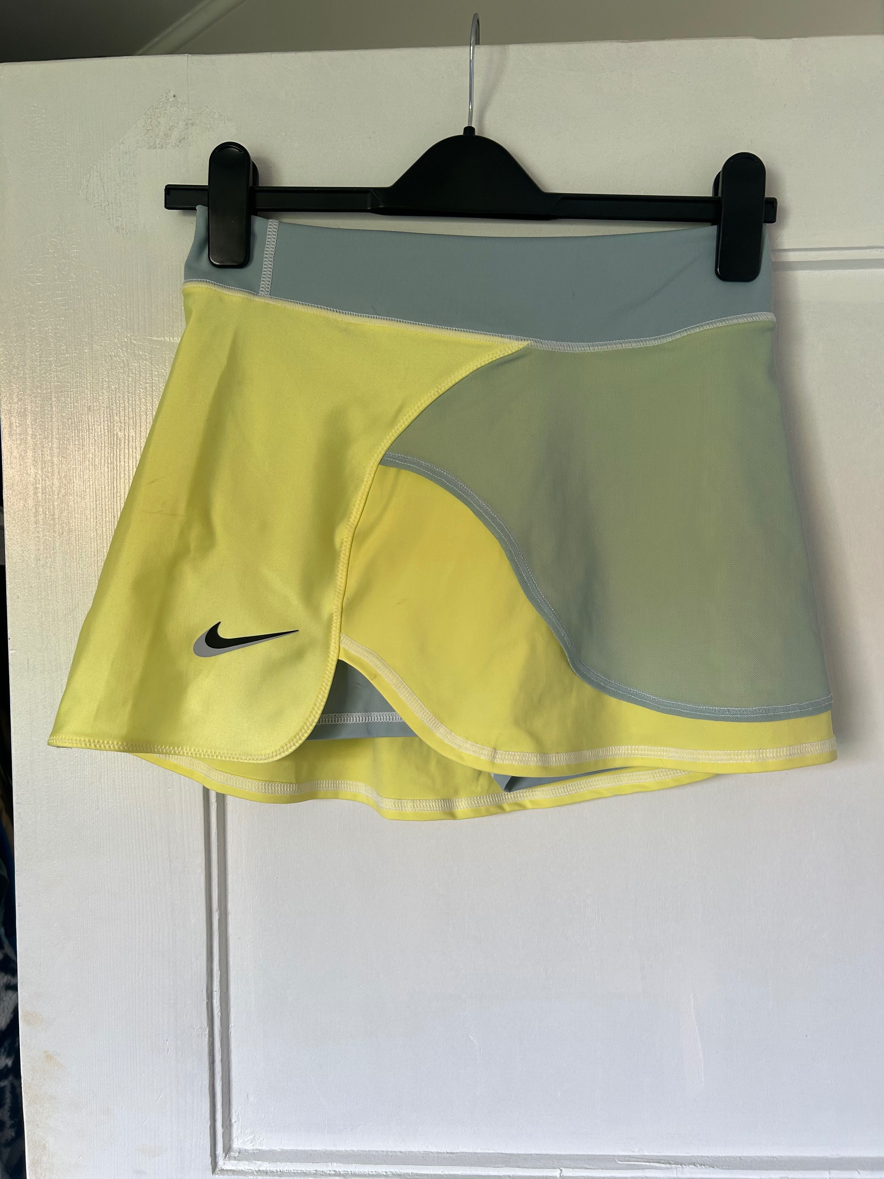 Spódniczka Tenisowa Nike Dri-Fit rozmiar S nowa z metkami nieużywana