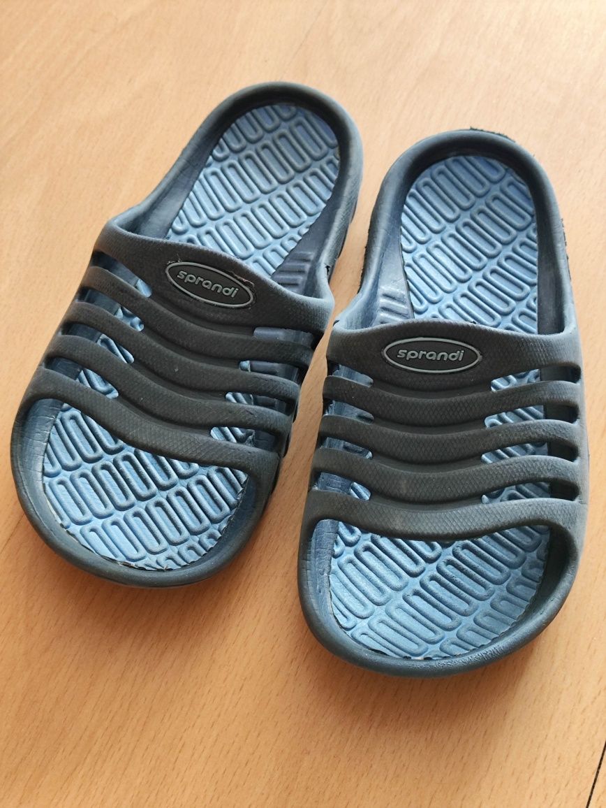 Klapki, buty r. 31, cena za 2 pary