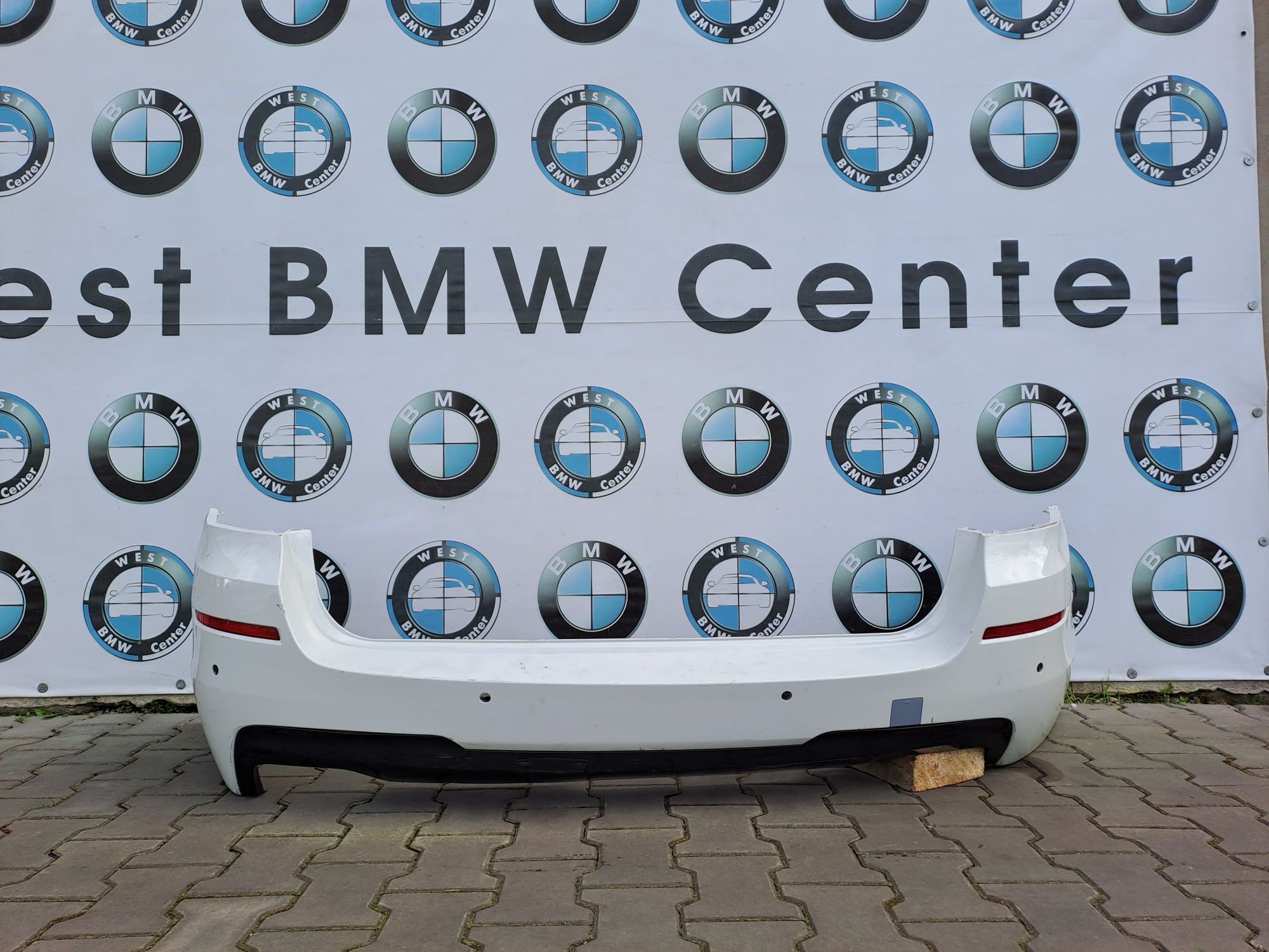Бампер задній bmw f11 M задній бампер бмв ф11 м пакет
