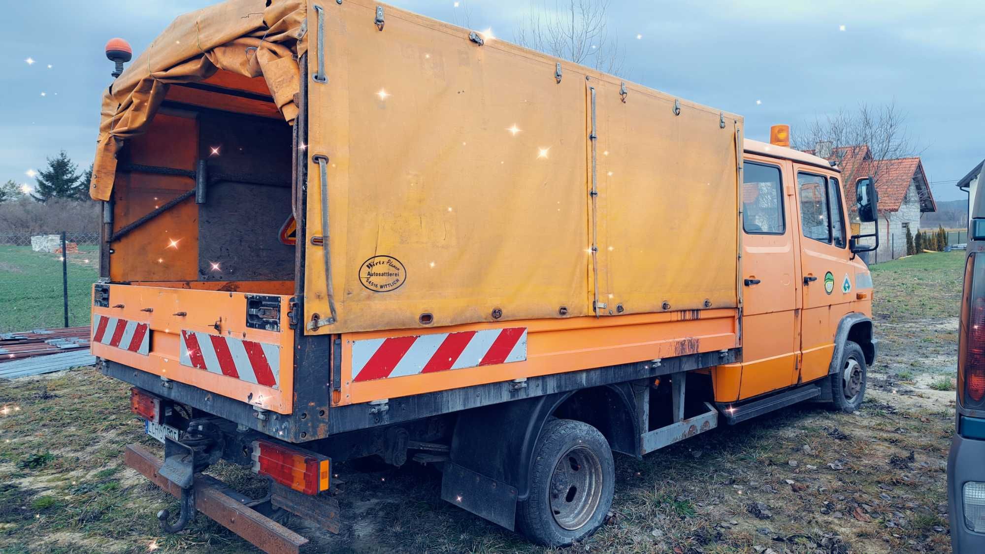 Mercedes-Benz 512D VARIO brygadówka plandeka 5-osobowa