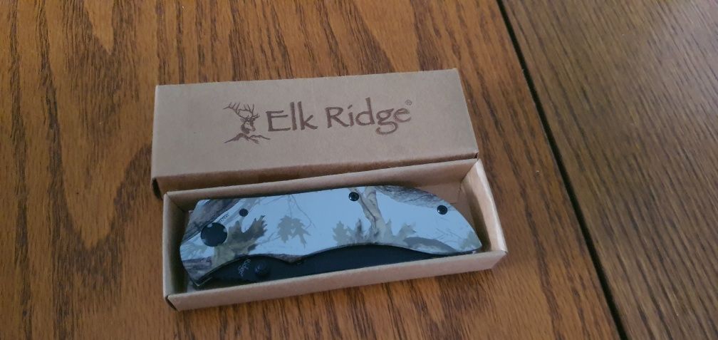 Nóż turystyczny Elk Ridge