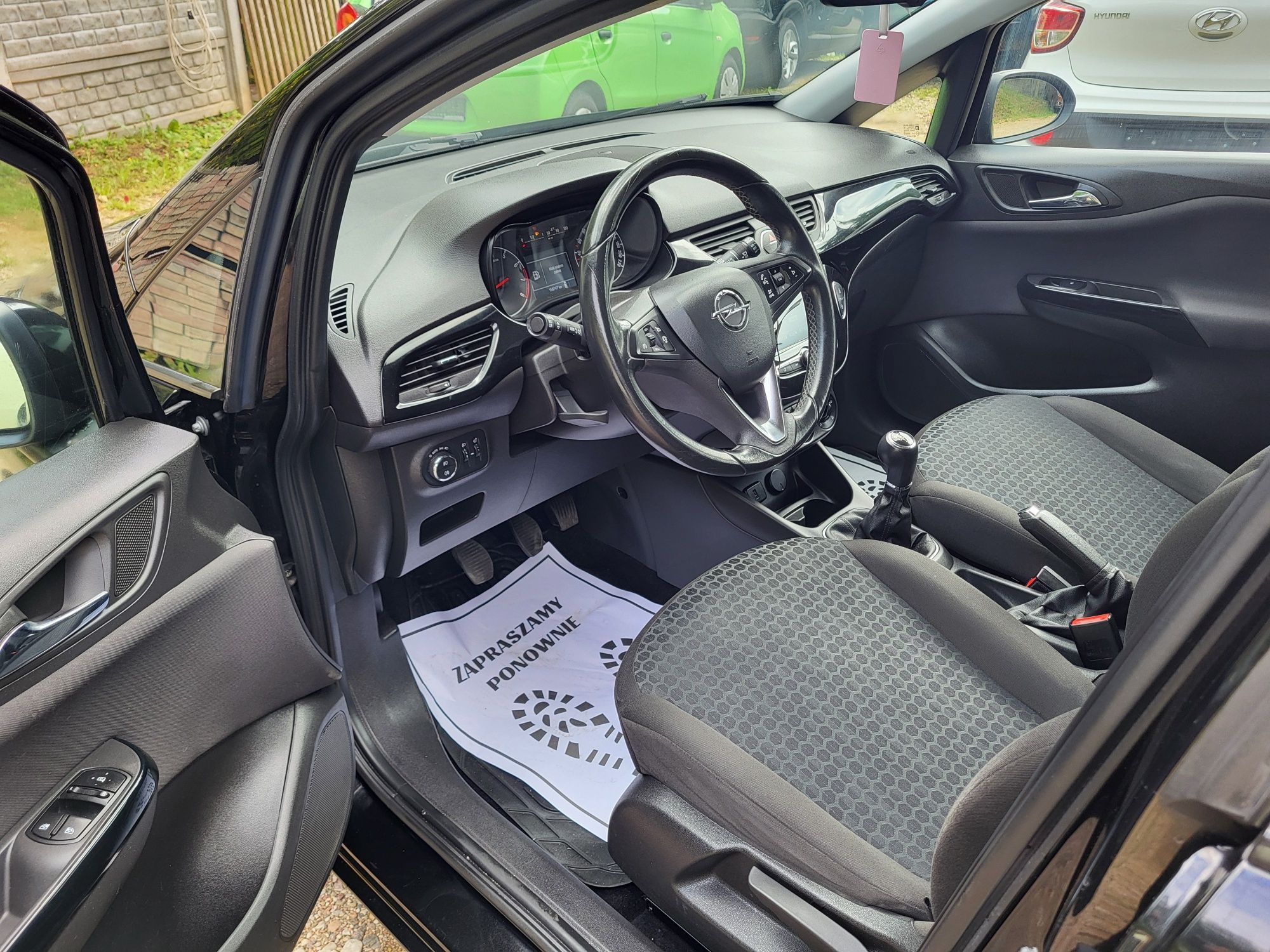 Opel  Corsa  benzyna świeżo sprowadzony z Niemiec