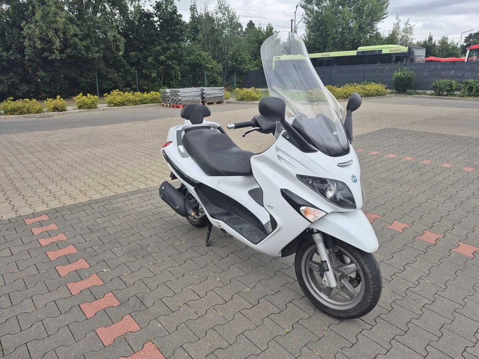 Piaggio Xevo 125