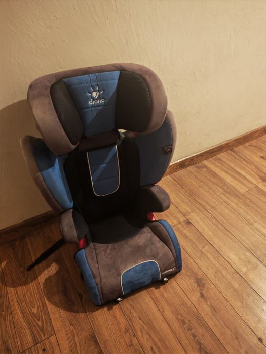 Ładny fotelik 15-36 kg ISOFAST