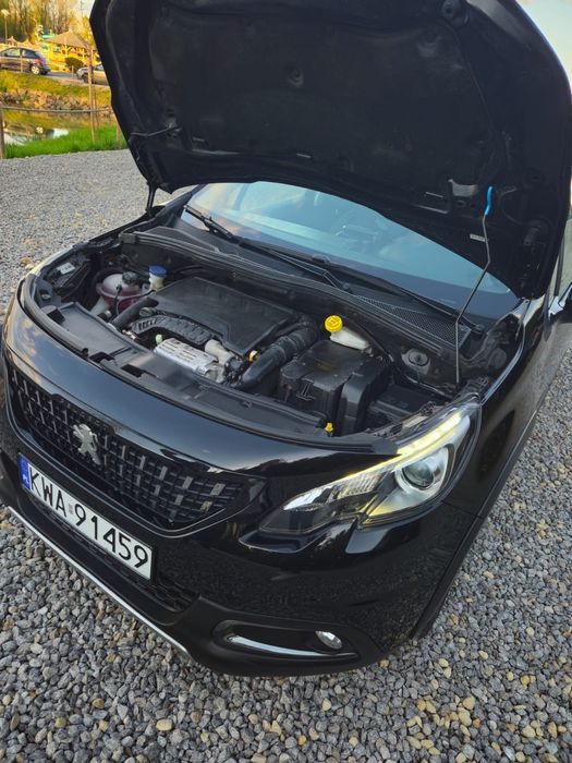 Peugeot 2008. 2019r 1,2 130km