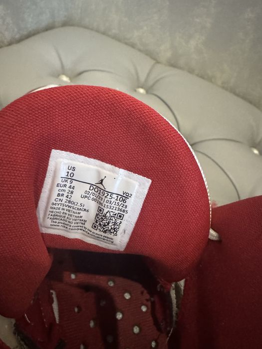 Buty jordan rozmiar 44