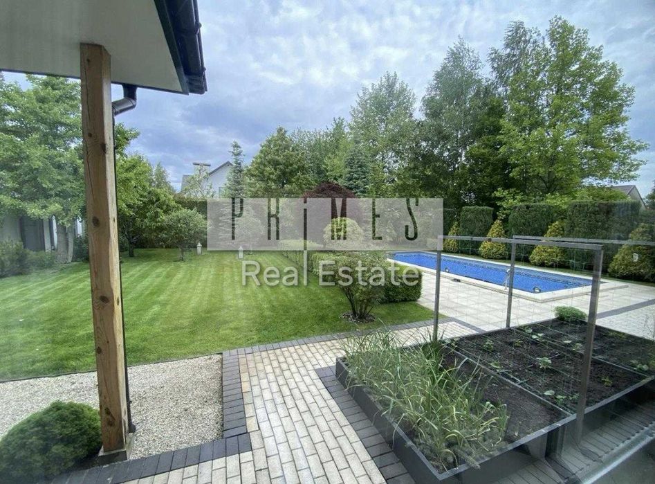 Оренда стильного та сучасного 2-поверхового будинку в Іванковичах