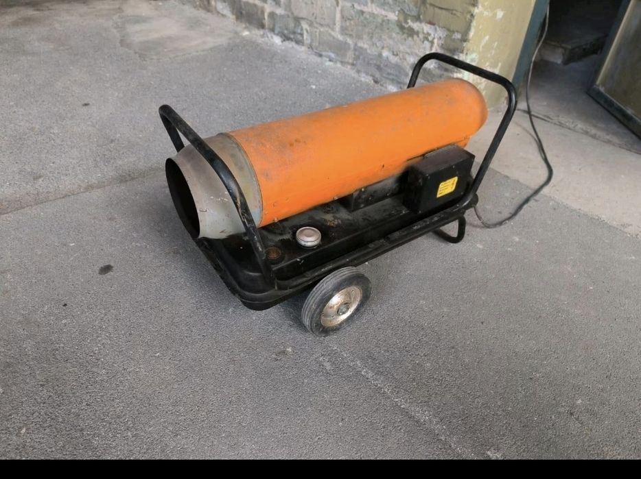 Nagrzewnica powietrza olejowa diesel Wilms B105 230W