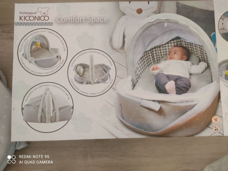 Espreguicadeira com rede mosquiteira se