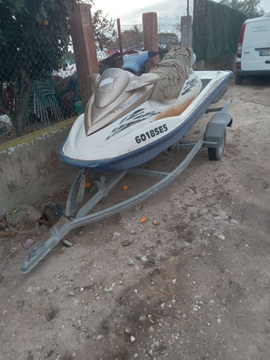 Atrelado para moto de agua