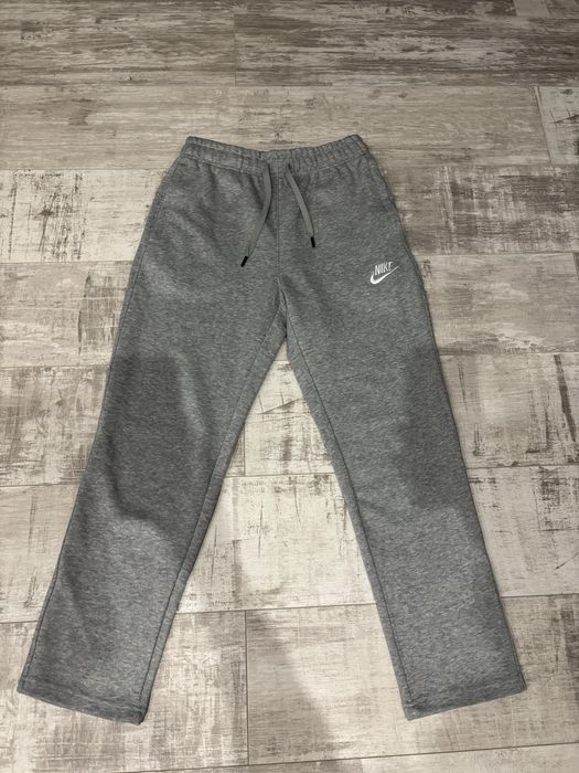 Spodnie Nike szerokie
