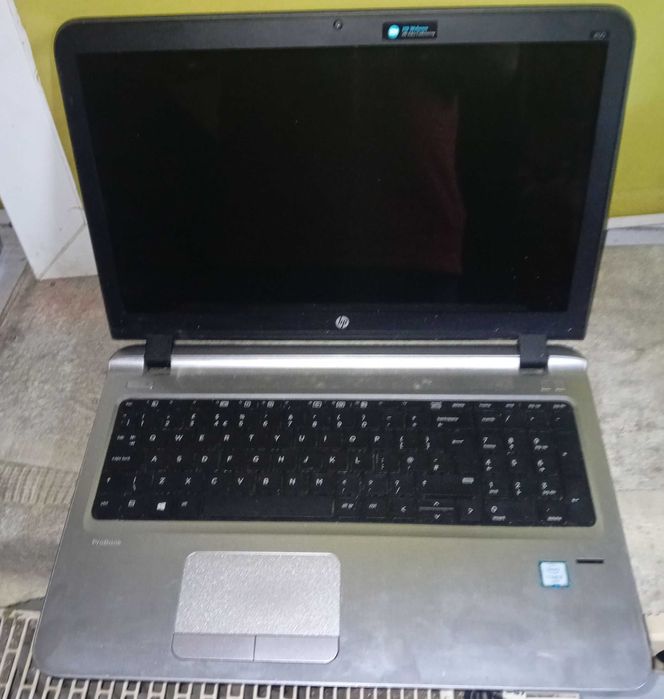 (15) laptop HP 450  G3  - Intel Core i5 - 6 generacji (i5-6200U)