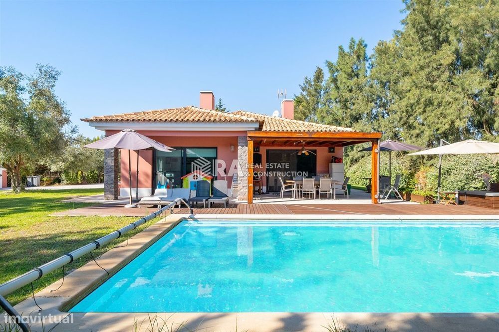 Moradia T4 Venda em Azeitão (São Lourenço e São Simão),Setúbal