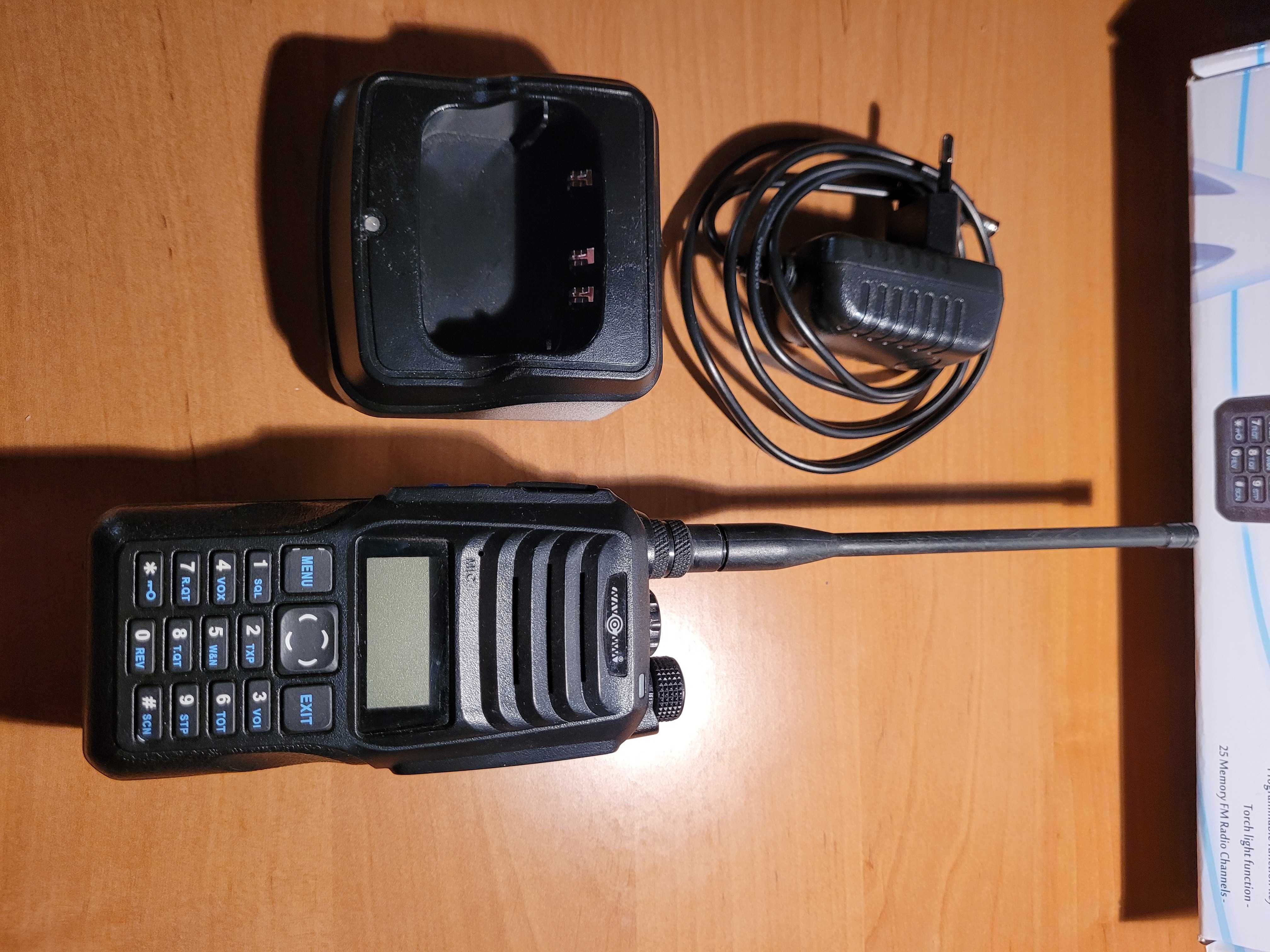 Radiostacja ręczna Navcomm NC-900, duobander