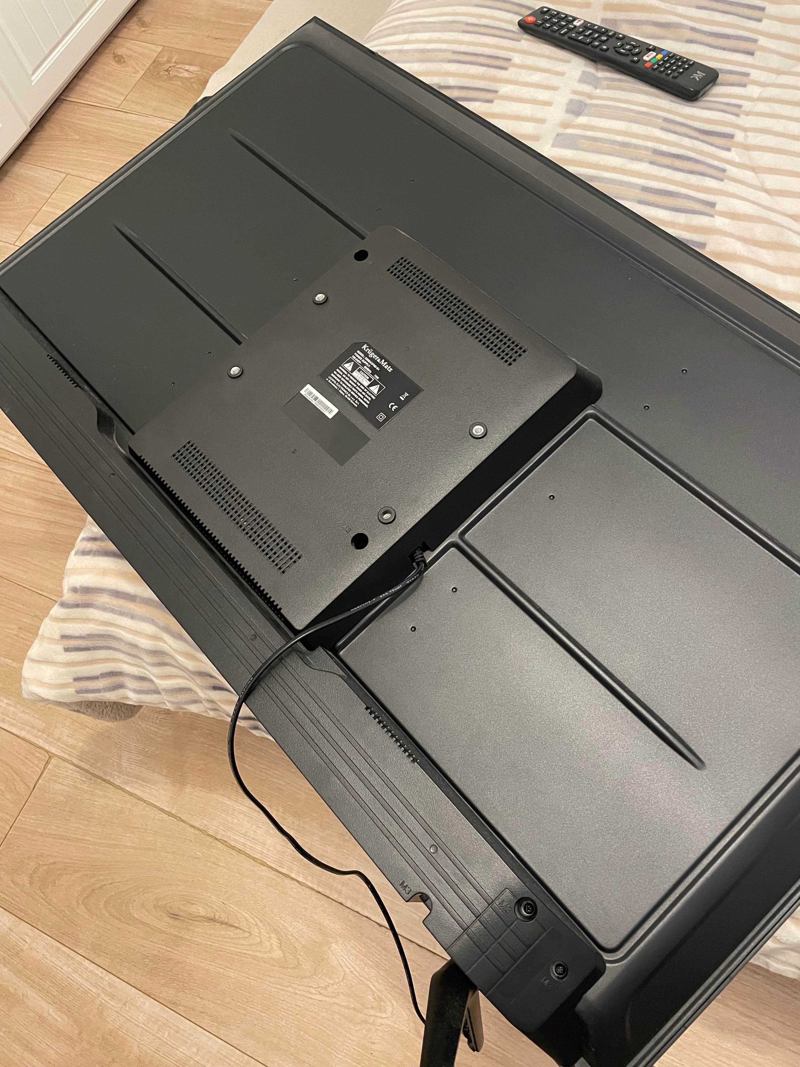 Telewizor Krüger&Matz KM0243FHD-S4 – uszkodzony ekran