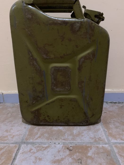 Каністра металева 20 літрів