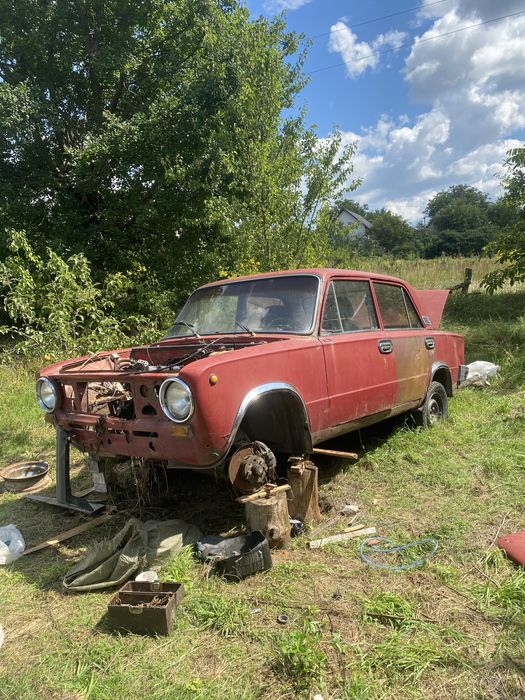 Продам авто ВАЗ21011 не на ходу