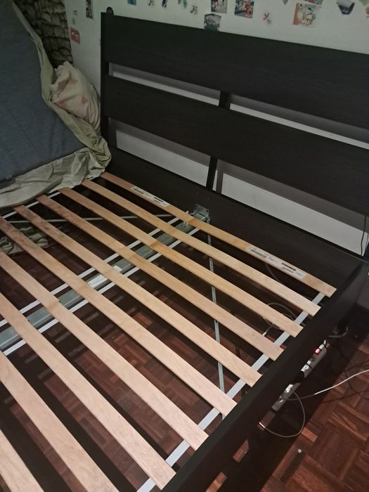 Cama casal e colchao ikea