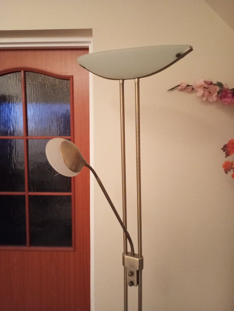 Lampa ściemnialna podłogowa
