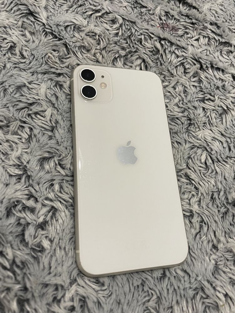 Продам iphone 11 64gb на паролі